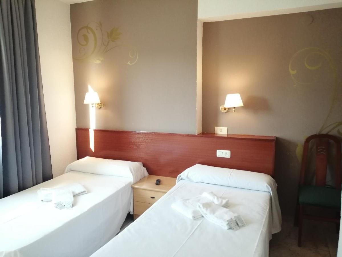 Hostal Jaime I ウエスカ エクステリア 写真