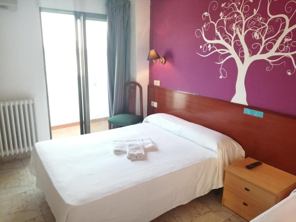 Hostal Jaime I ウエスカ エクステリア 写真